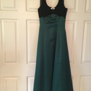 Women’s Gorgeous Scott McClintock Formal Gown Sz 8